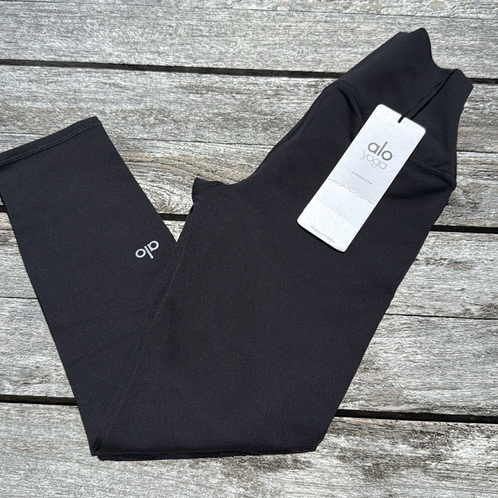 Alo High-Waist‎ Airbrush Capri XXS Black NWT